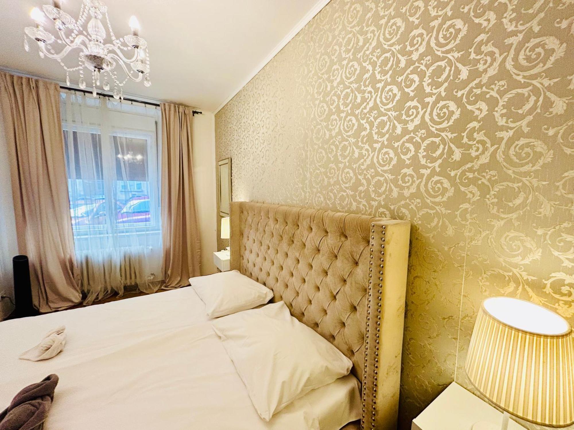 Luxury And Cozy Vinohrady Apartment